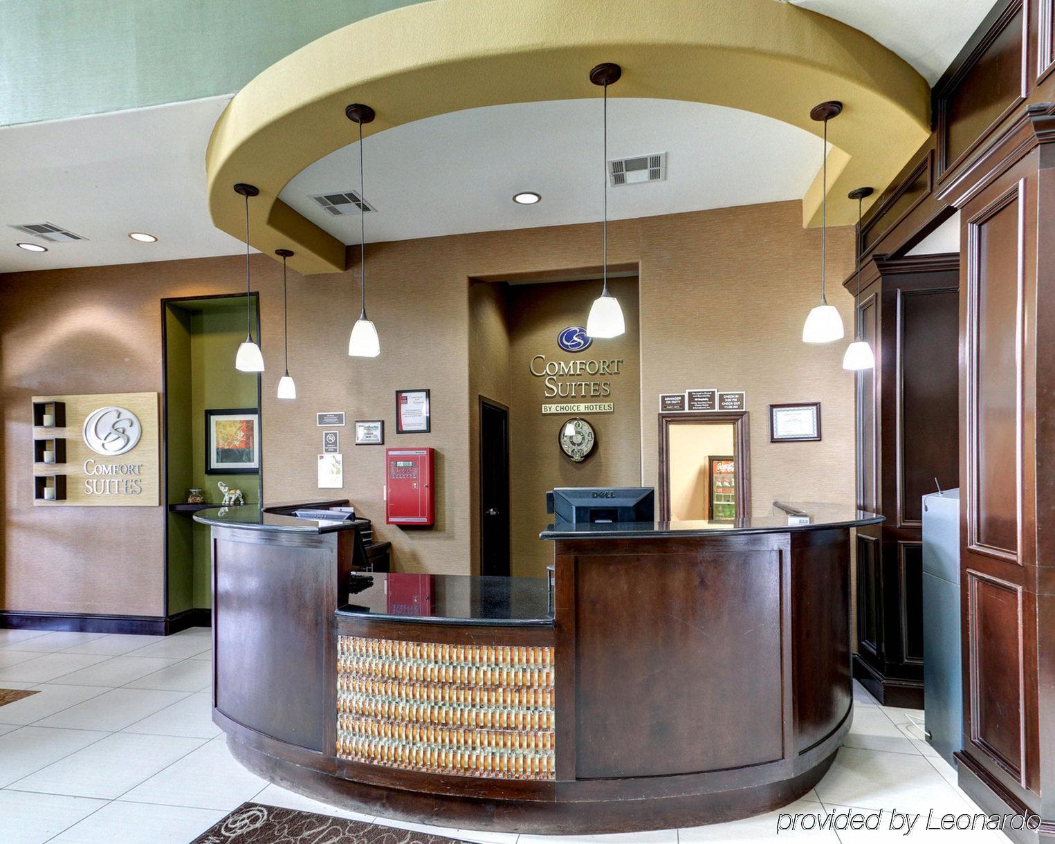 Best Western Plus Waxahachie Inn & Suites Exterior photo